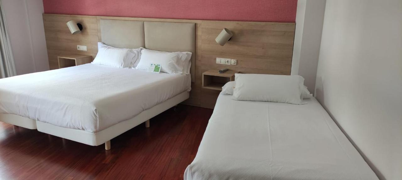 Hotel Parking Miradoiro De Belvis Santiago de Compostela Kültér fotó