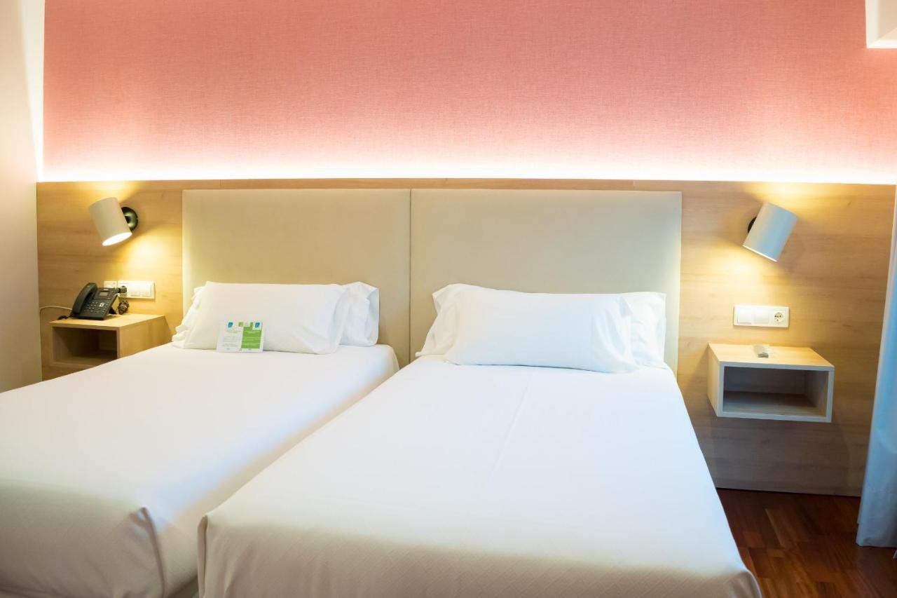 Hotel Parking Miradoiro De Belvis Santiago de Compostela Kültér fotó